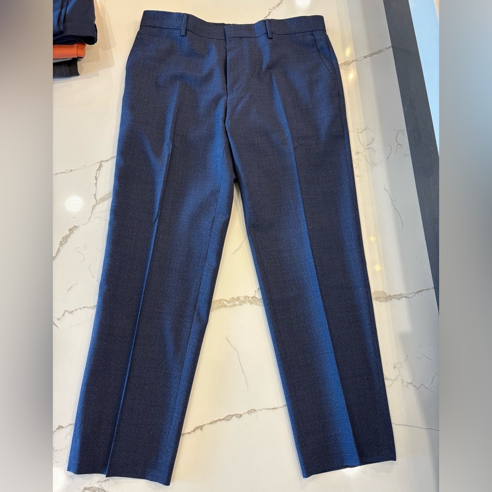 Men’s dress pants